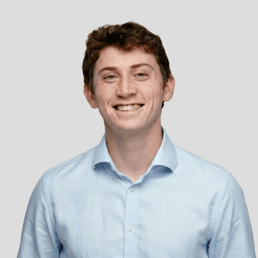 Ian Steren, Associate