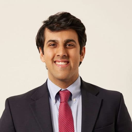 Manik Kuchroo, Senior Associate