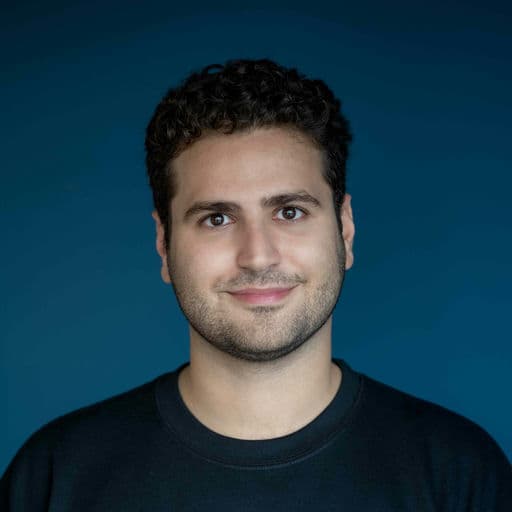 Peyman Momeni, Research Partner