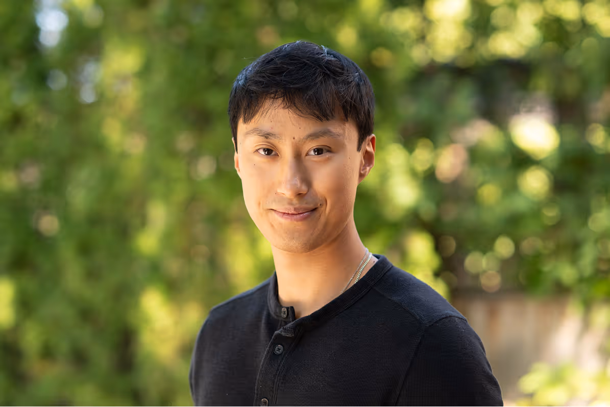 Vincent Xue, Analyst