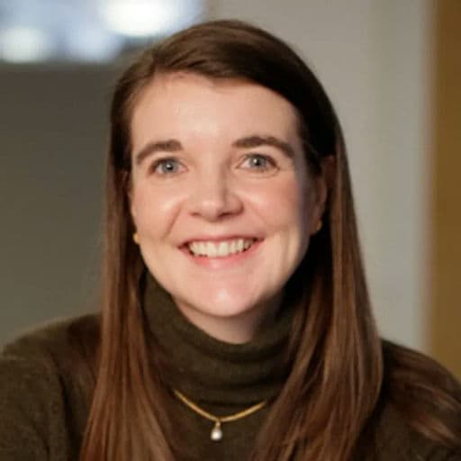 Julie Gupta, Senior Associate/Associate, Venture