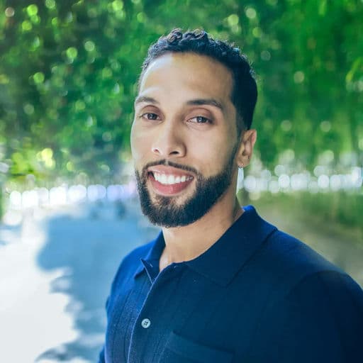 Steven Peralta, VP, Investments