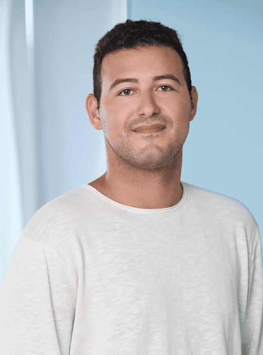 Andrew Yanover, Investor
