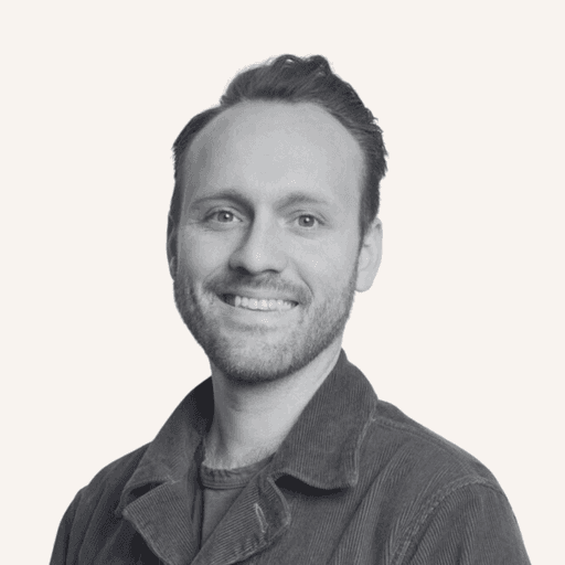 Gaelen Hendrickson, Investor