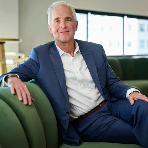 Stephen Knight, Senior Managing Partner