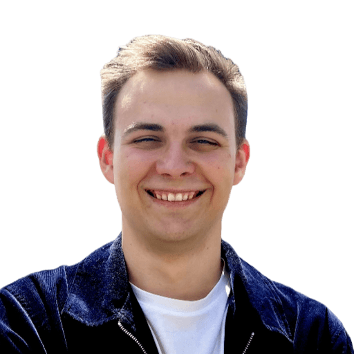 Maksym Strukov, Associate
