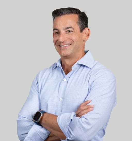 Alex Ferrara, Investor