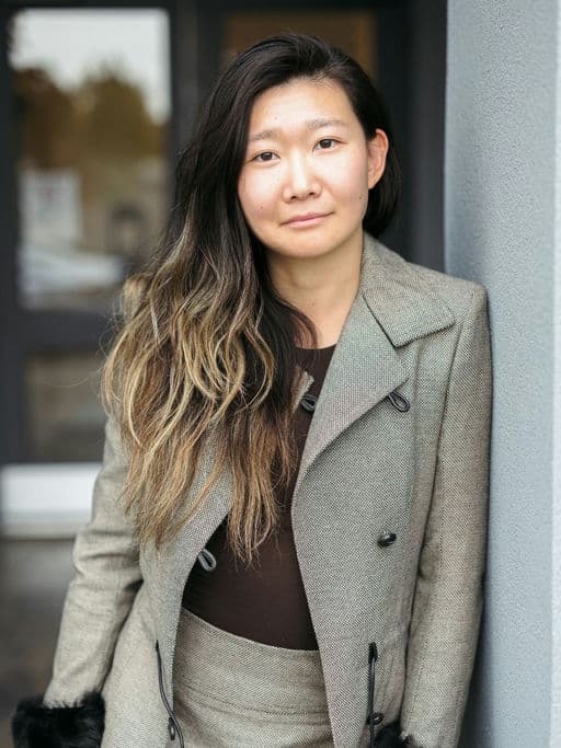 Nina Lu, Principal