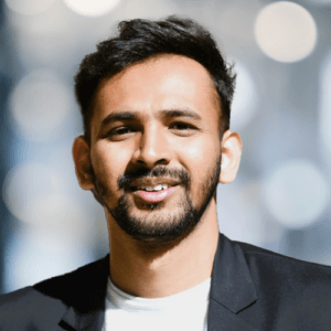 Priyesh, Senior Analyst