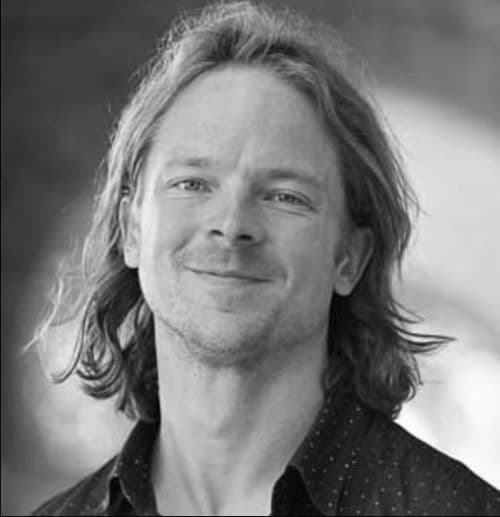 Nico Enriquez, Principal