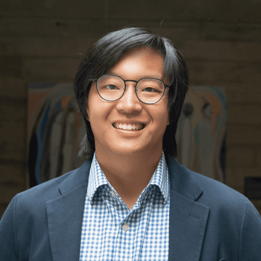 Harry Luo, Senior Associate