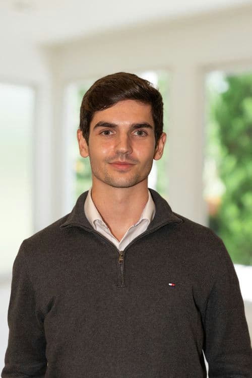 Stephane Kokshoorn, Investment Associate