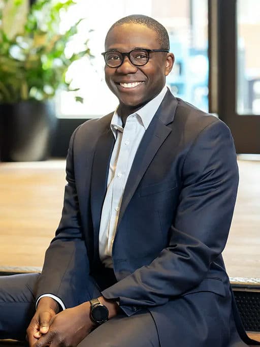 Karlos Bledsoe, Principal