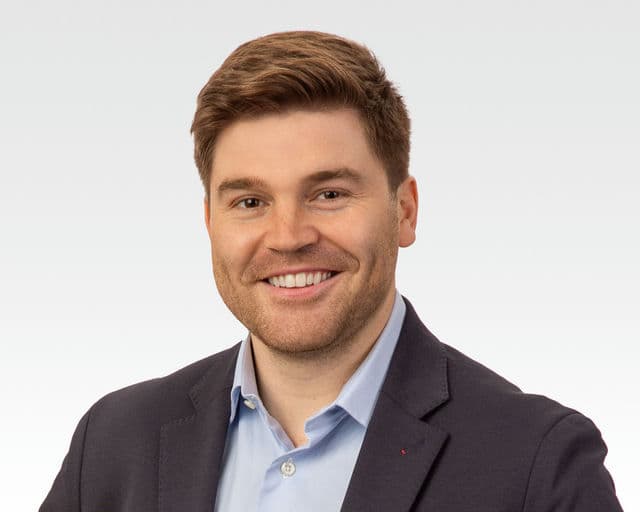 Nicholas Cohn, Investment Associate