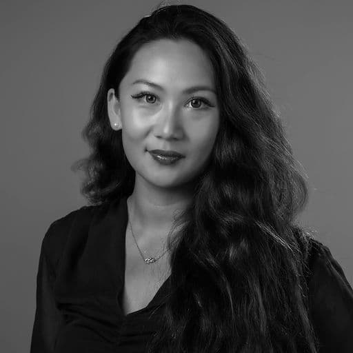 Cara Hu, Associate