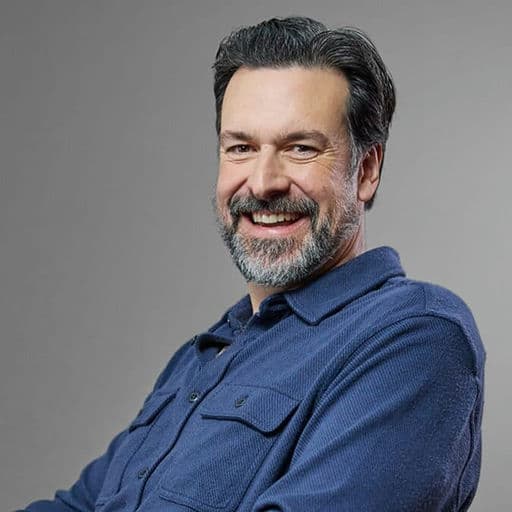 Victor Echevarria, Managing Director