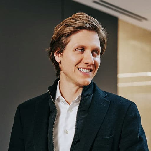 Konstantine Buhler, Partner