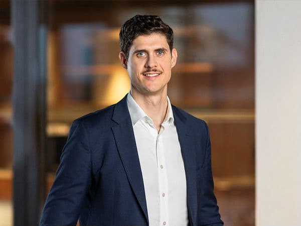 Chris Bon, Partner