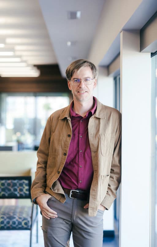 Jack Marck, Associate