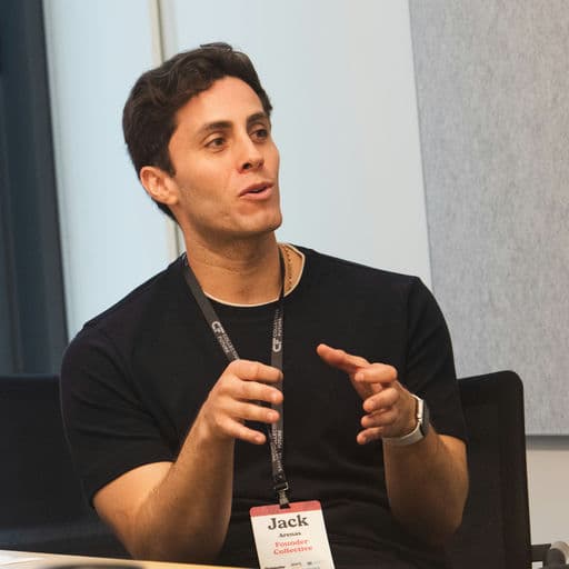 Jack Arenas, Principal