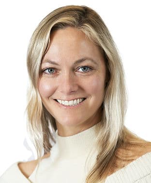 Lucy Coassin, Director