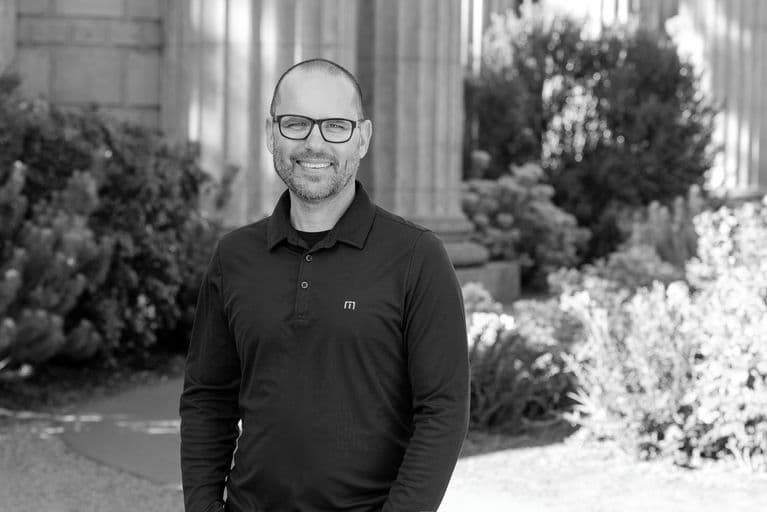 Garry Hill, Investor