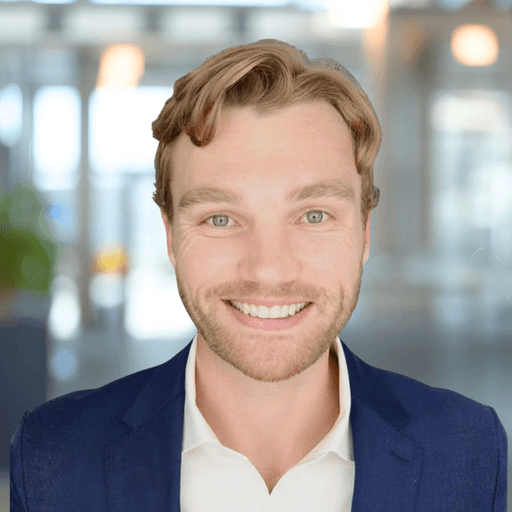 Cooper Bates, Analyst