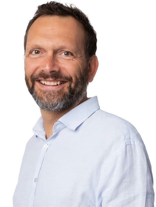 Toni Schneider, Investor