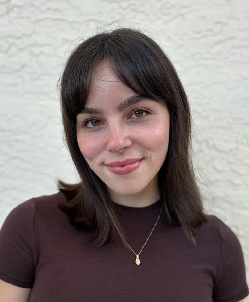 Lilly Iskold, Analyst
